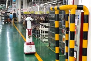 商业机器人底盘公司如何选？浅谈机器人底盘选择技巧