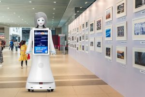 迎宾机器人厂家如何挑选呢？商用迎宾机器人选购技巧